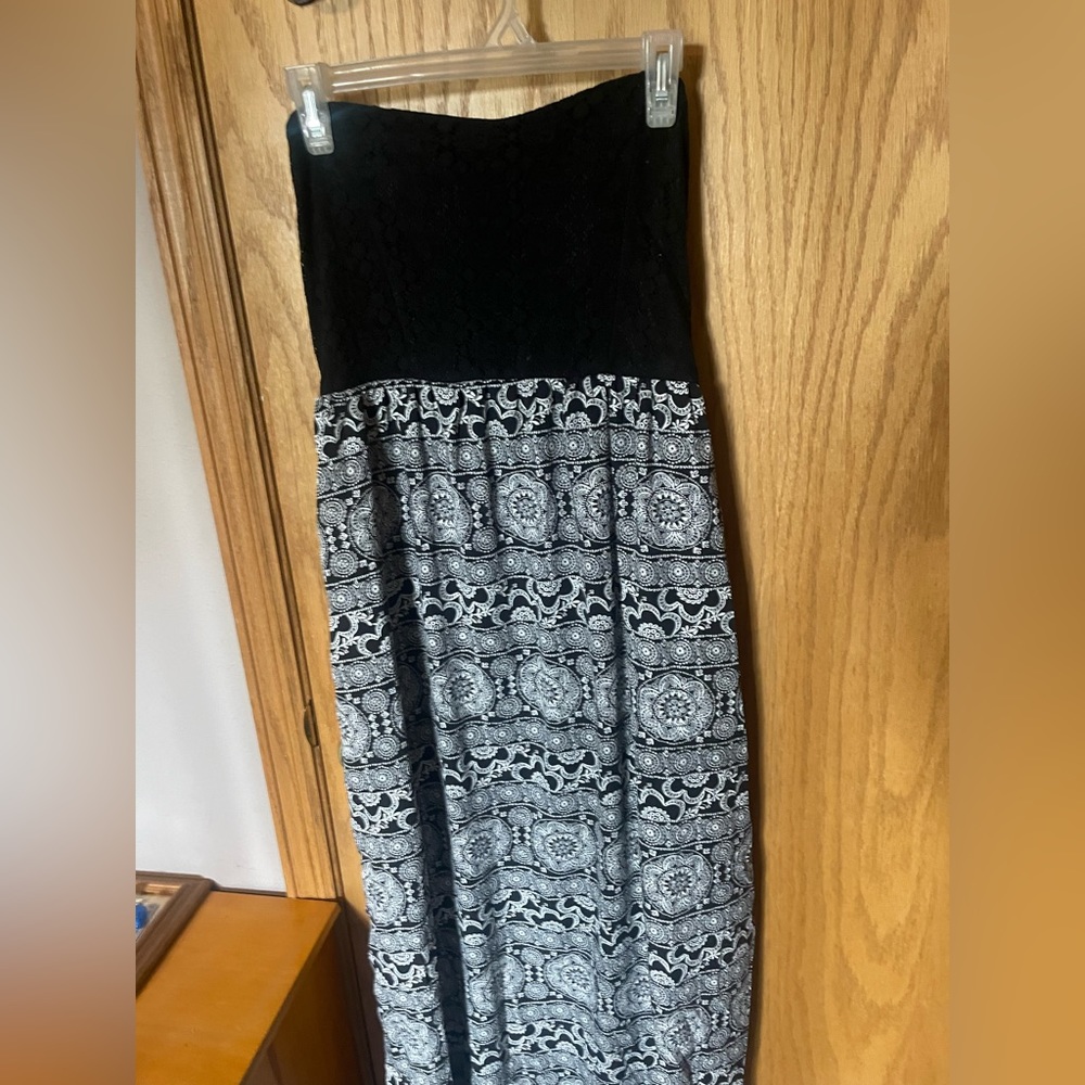Strapless maxi dress with open back